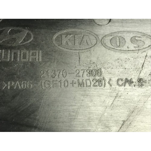 Кожух ремня ГРМ нижний Hyundai Santa FE II 2.2 CRDI 2005-2009 2137027300